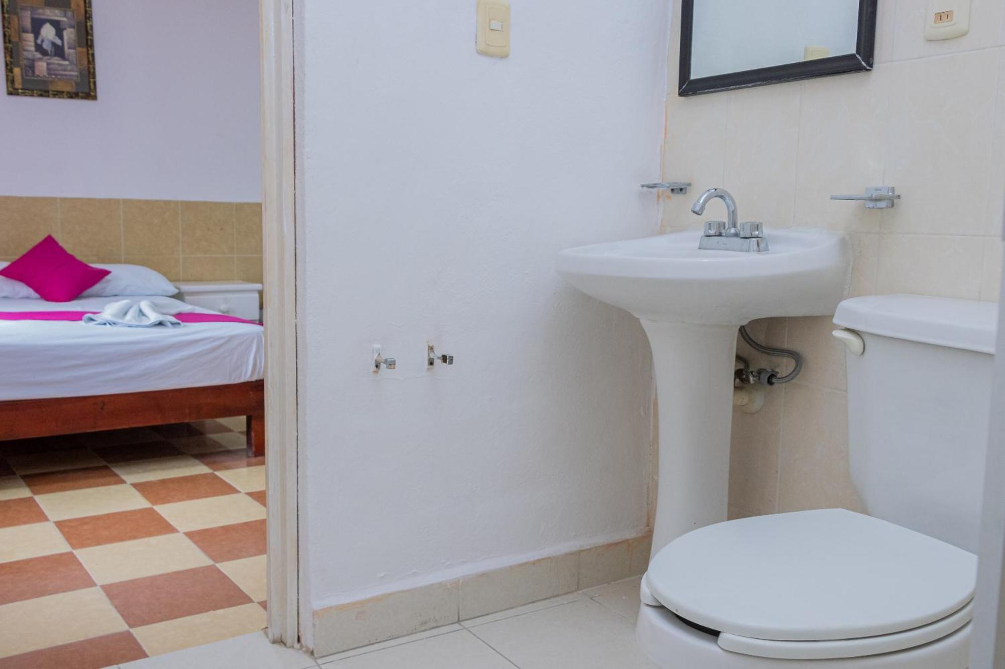 Oyo Marias,aeropuerto Internacional De 3* Chetumal