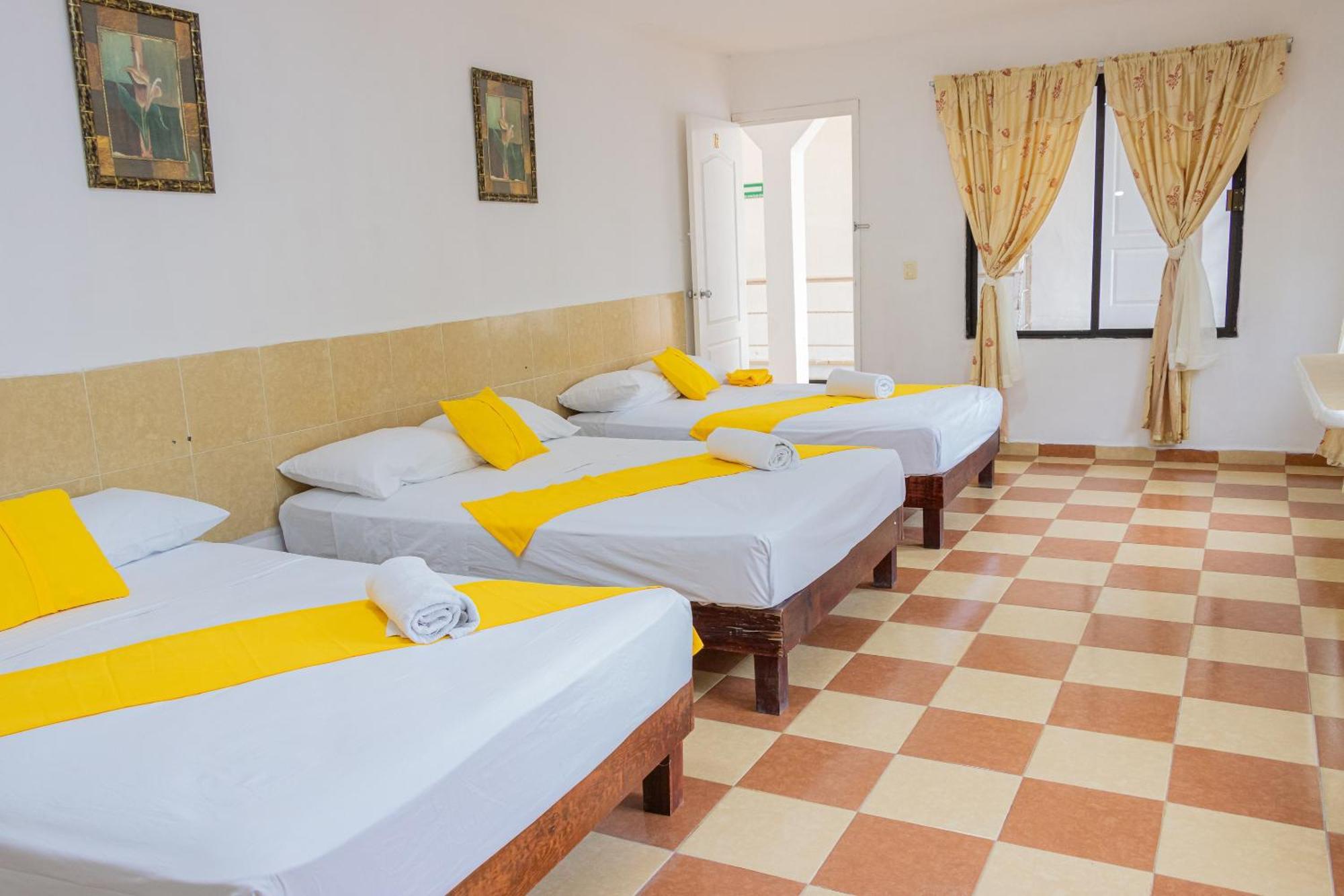 Hotel Oyo Marías